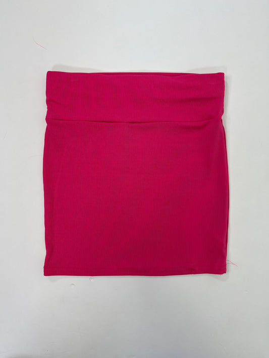 pink pencil skirt