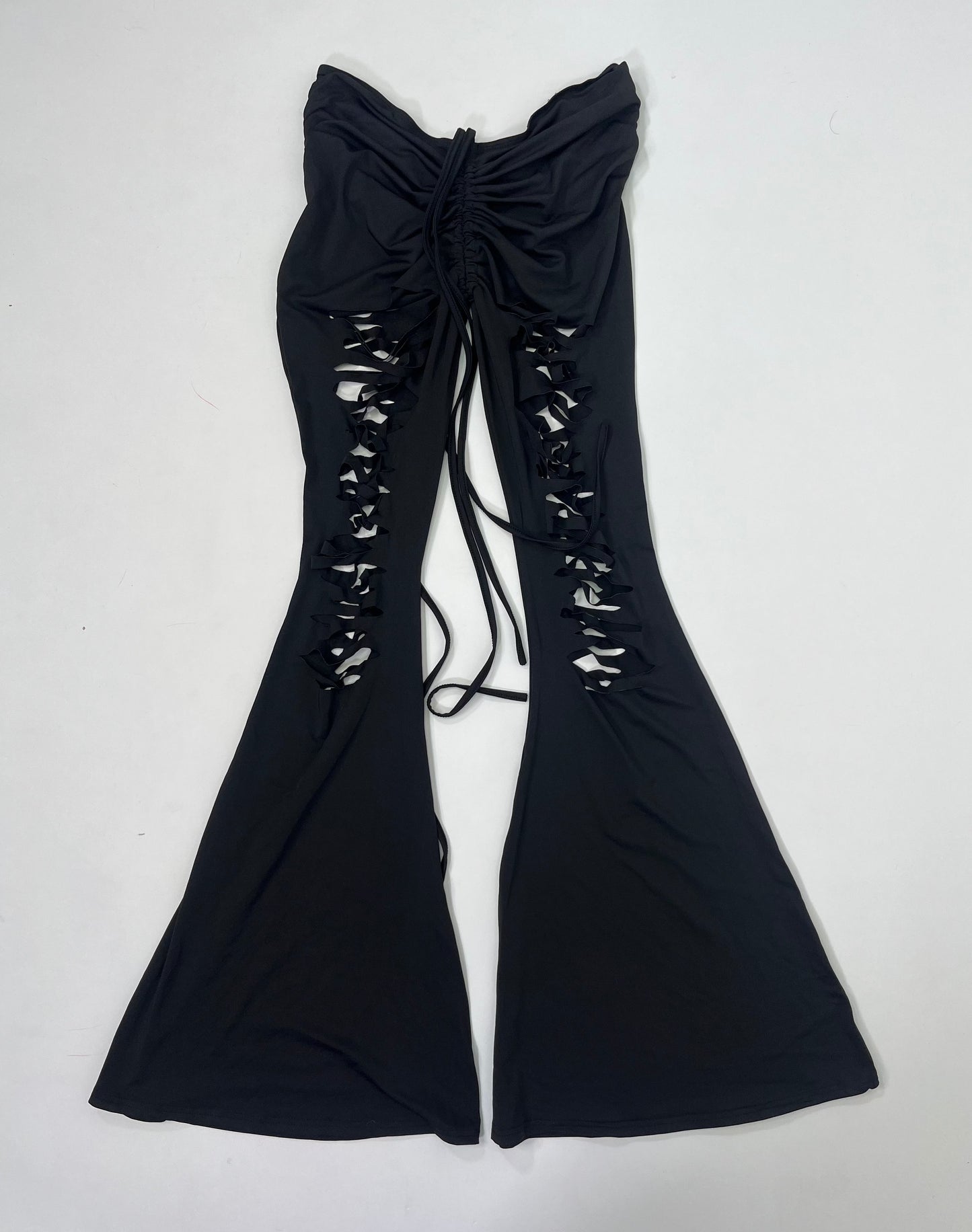 cut-out + ruche flare leggings